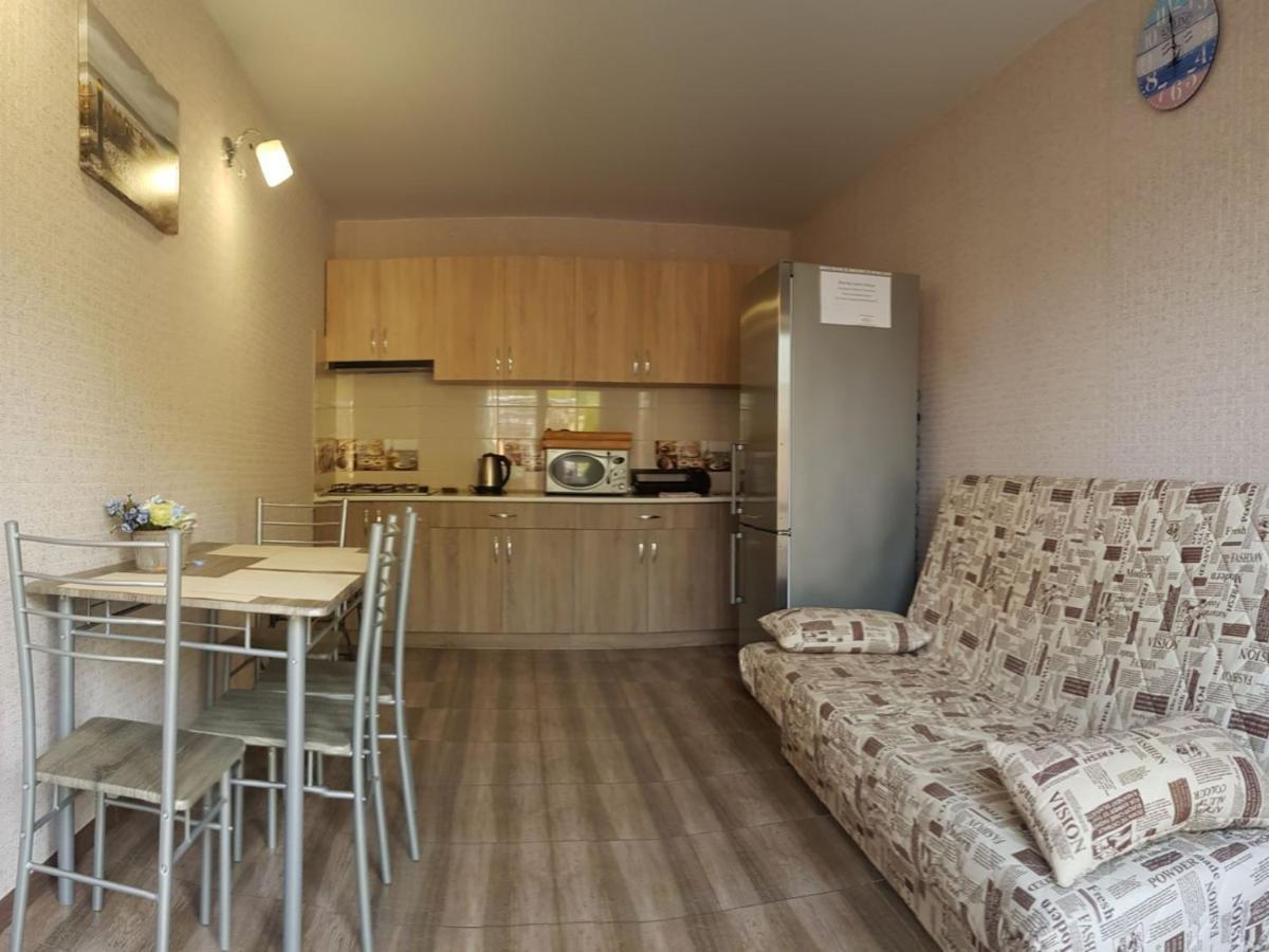 Гостевой Дом Pearl By The Sea نهر فونتانكا المظهر الخارجي الصورة