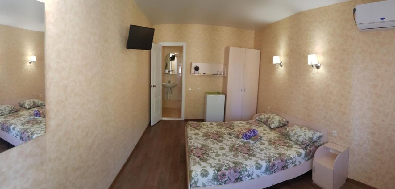 Гостевой Дом Pearl By The Sea نهر فونتانكا المظهر الخارجي الصورة