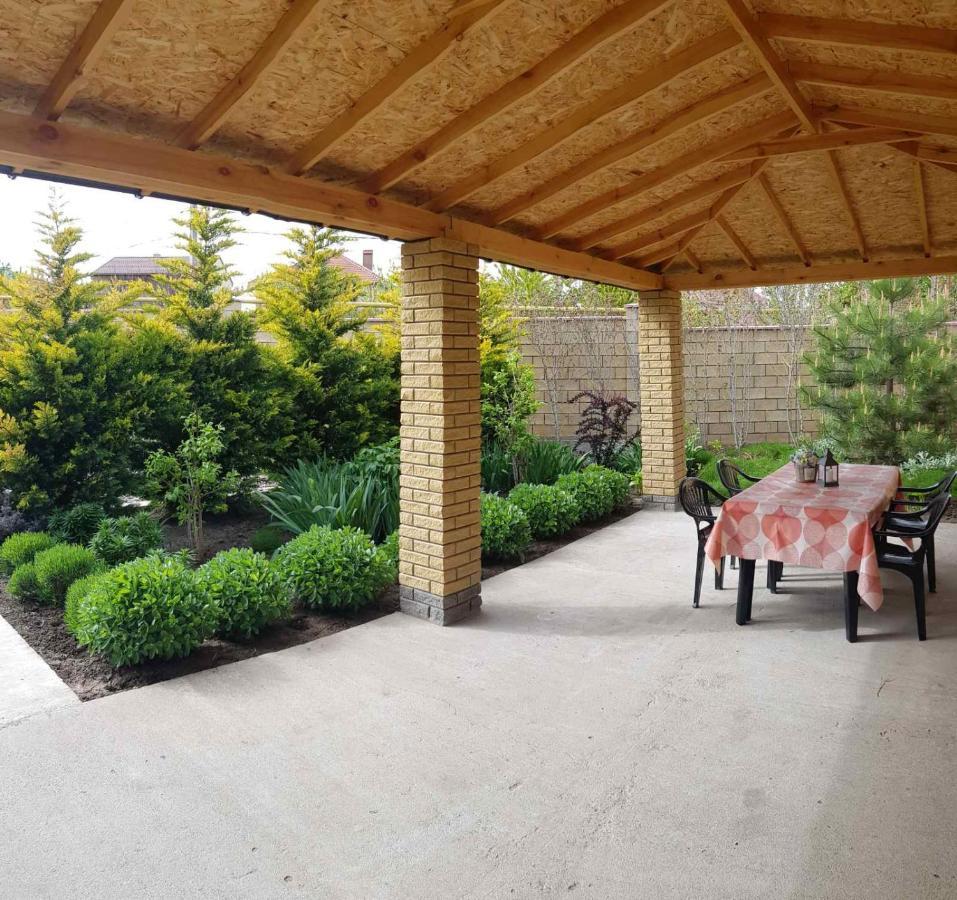 Гостевой Дом Pearl By The Sea نهر فونتانكا المظهر الخارجي الصورة