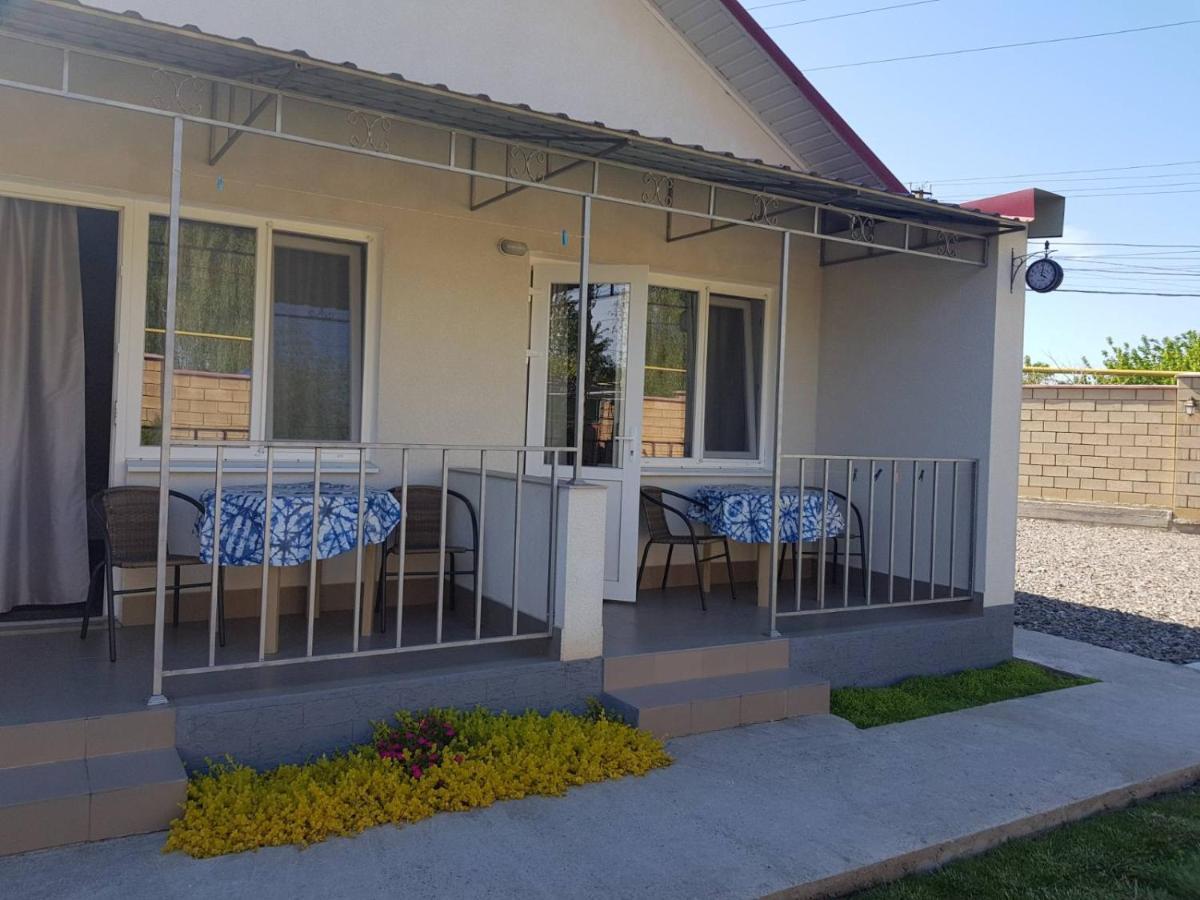 Гостевой Дом Pearl By The Sea نهر فونتانكا المظهر الخارجي الصورة